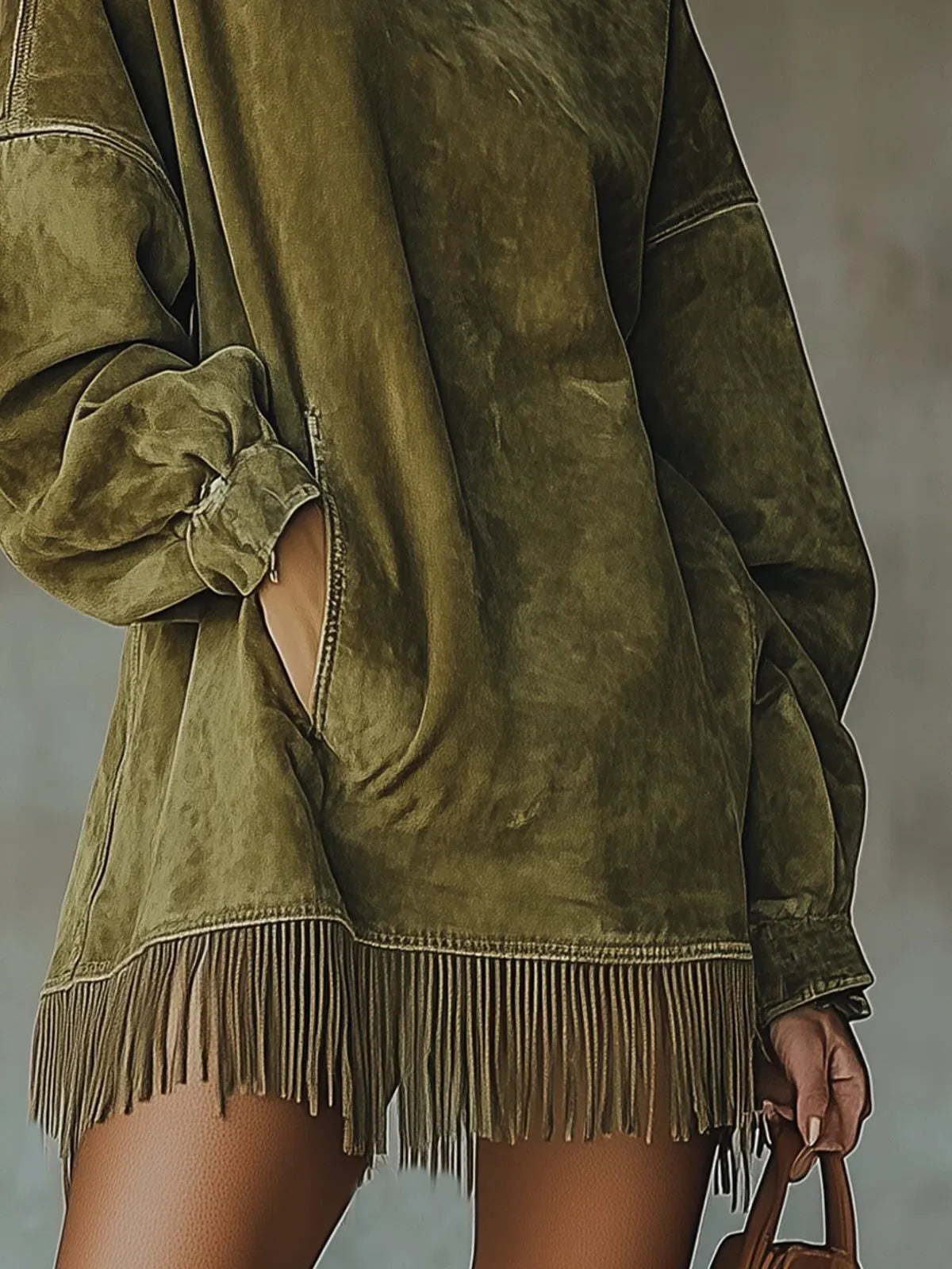 Faye oversized trui-jurk voor dames met lage col en franjeszoom