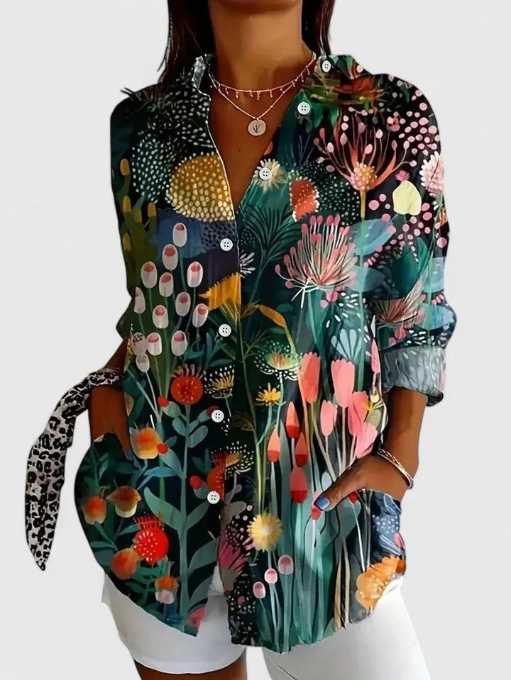Fjola damesblouse met bloemenprint en knoopsluiting