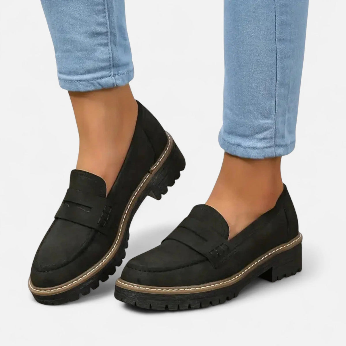 Gaia suède pennyloafers voor dames met plateauzool
