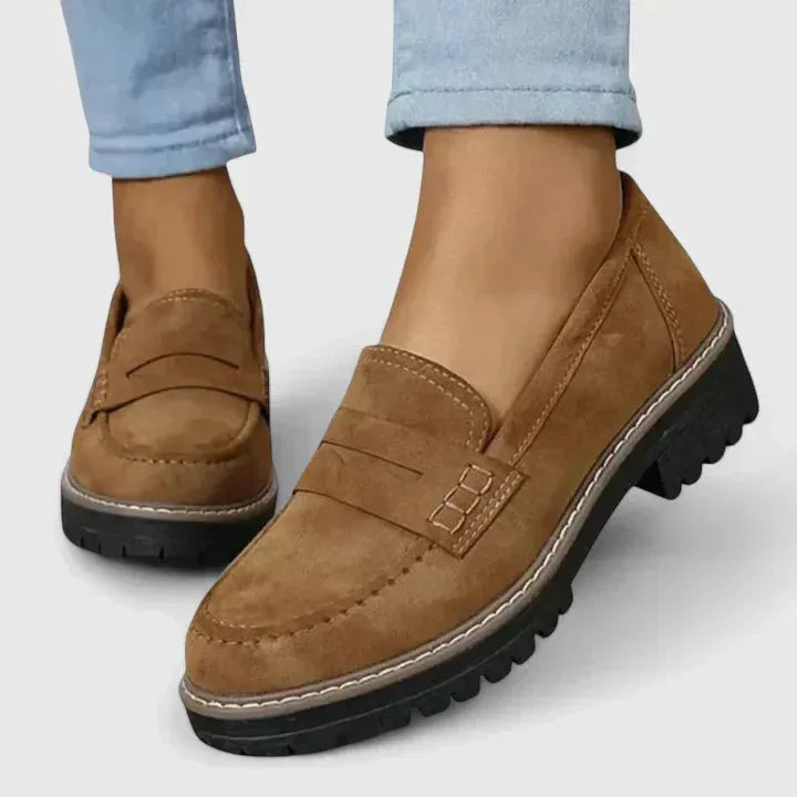 Geraldine damespennyloafers met profielzool