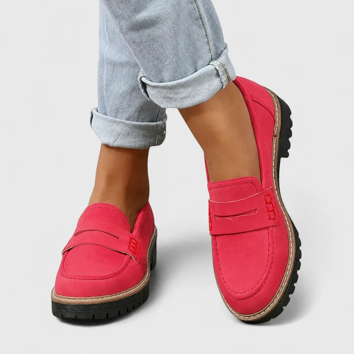 Geraldine damespennyloafers met profielzool