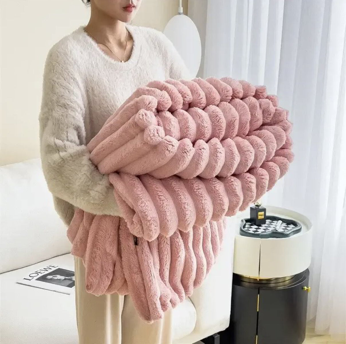 UltraDreams luxe Fluffy Deken – zacht, warm en stijlvol