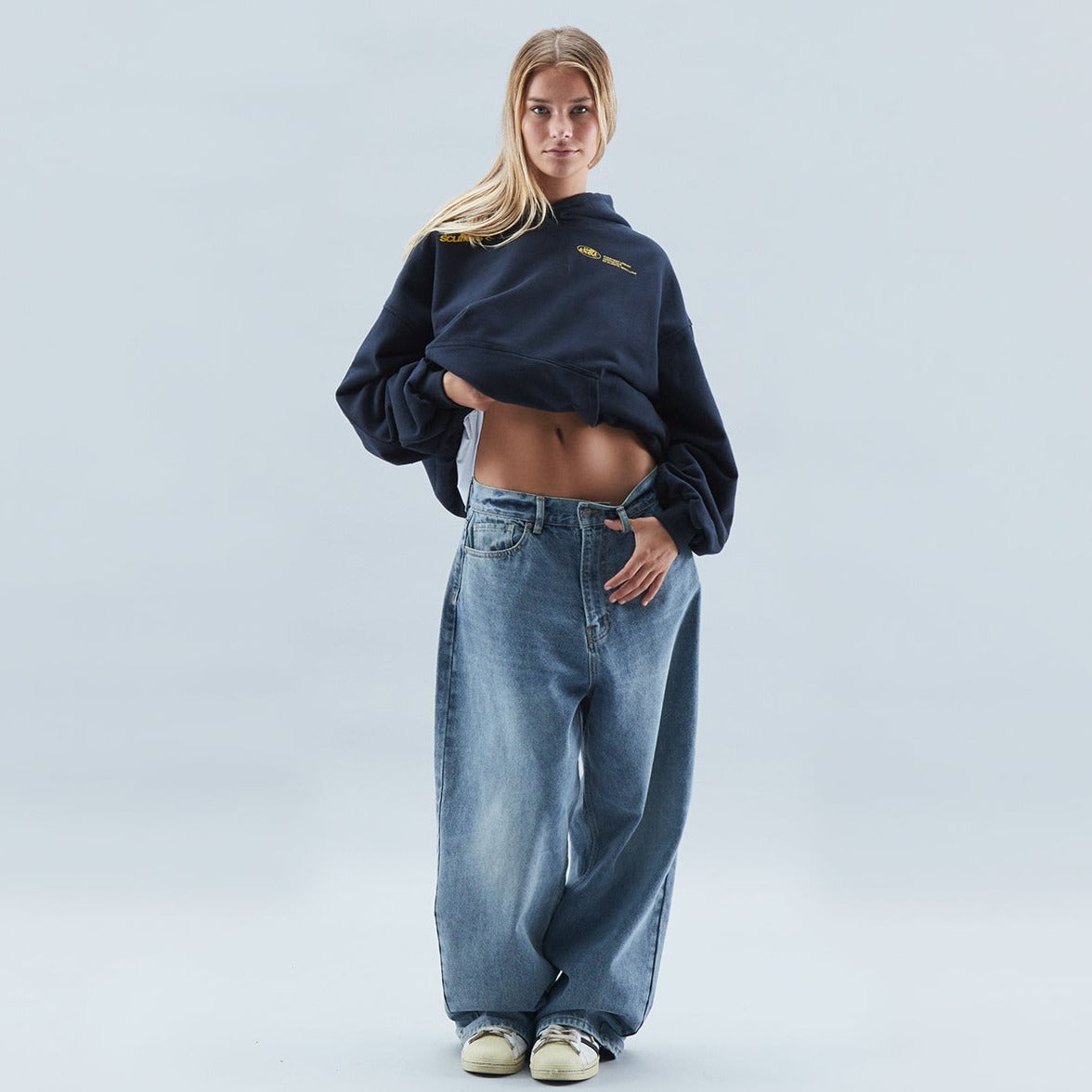 Oversized Hoodie met Gotische Print voor Streetwear Liefhebbers