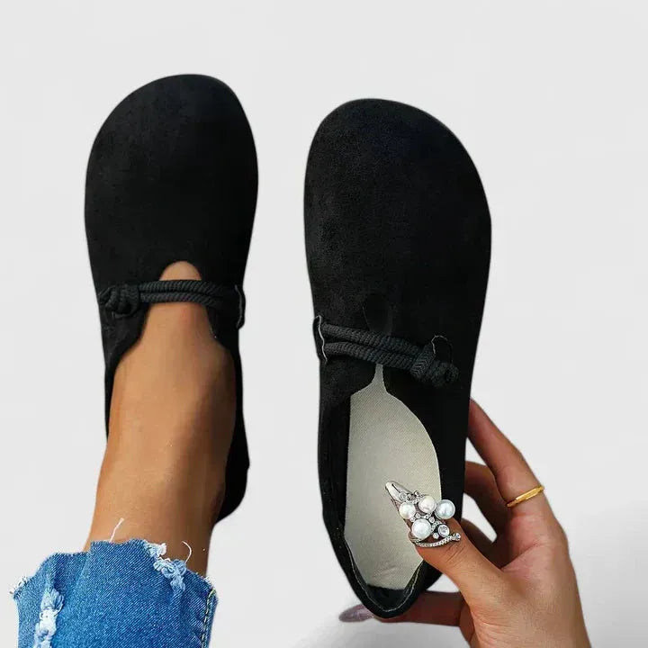 Isabella suède damesloafers met strikkoord