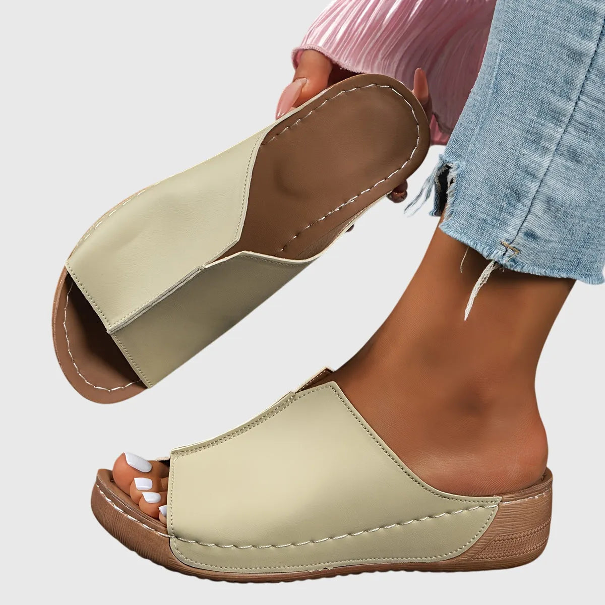 Kira slippers met open neus en plateauzool voor dames