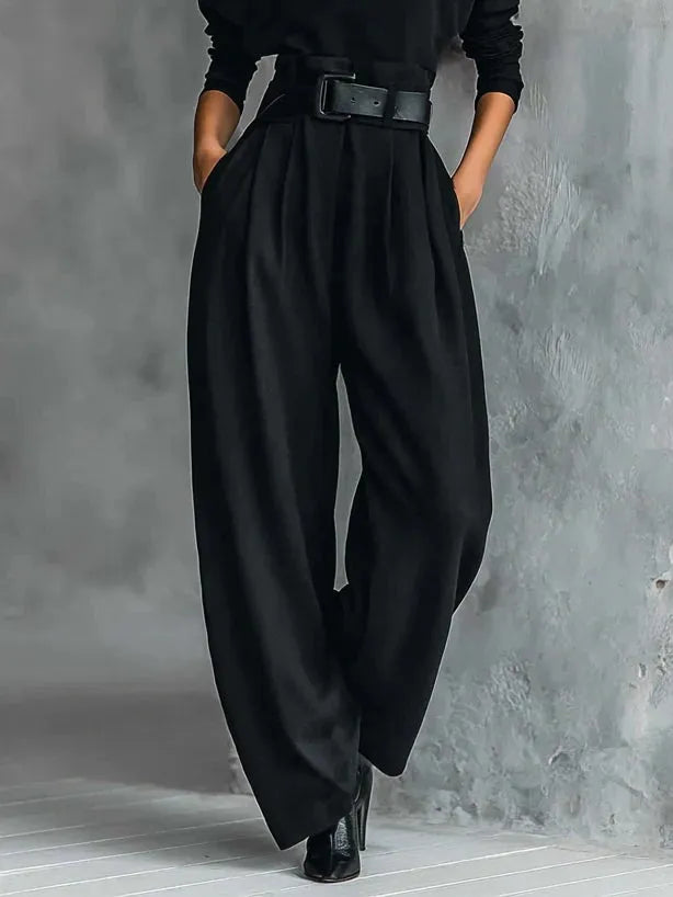 Lisa damesjumpsuitset met hoge hals en wijde pijpen