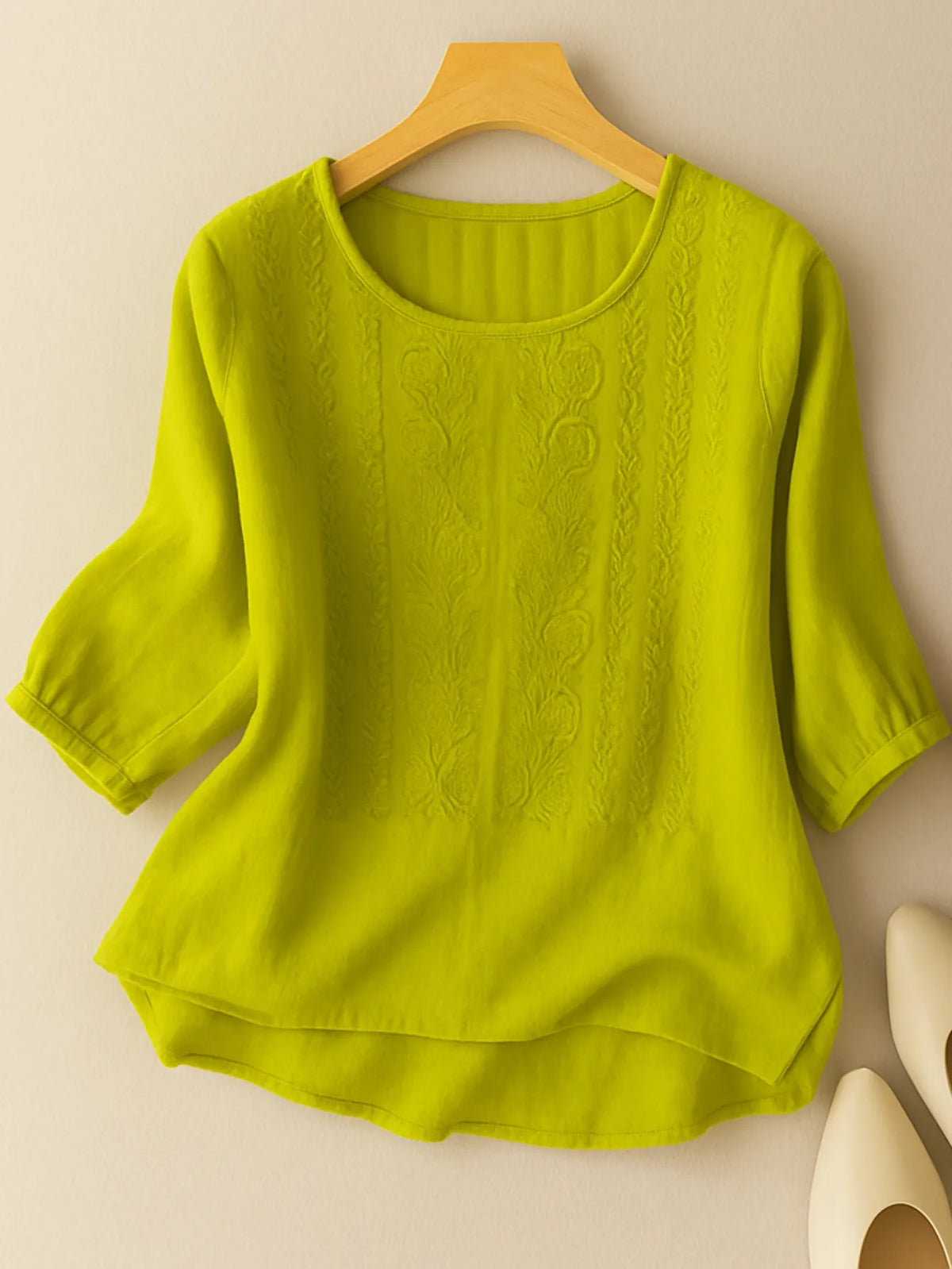 Lyric geborduurde damesblouse met pofmouwen