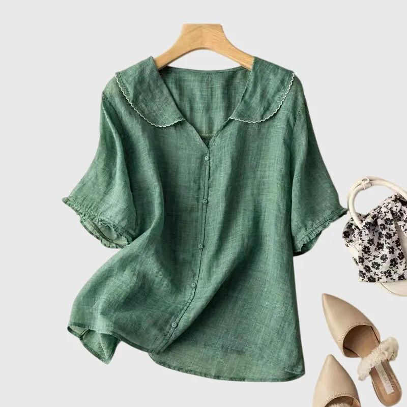 Mena damesblouse met peterpankraag en knoopsluiting
