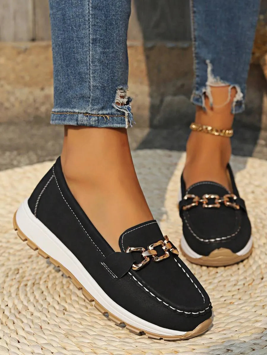 Nicolette loafers met plateauzool en kettingdetail voor dames