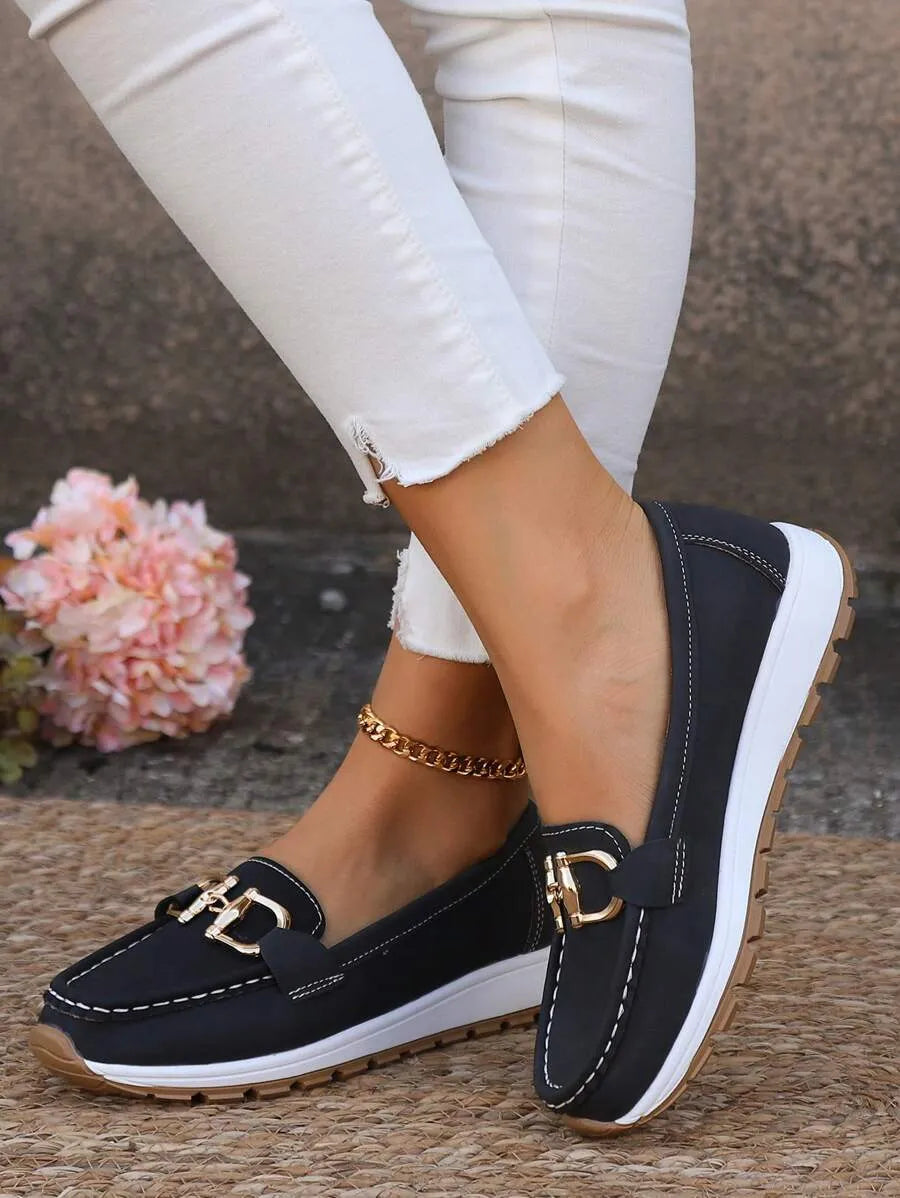 Nicolette loafers met plateauzool en kettingdetail voor dames