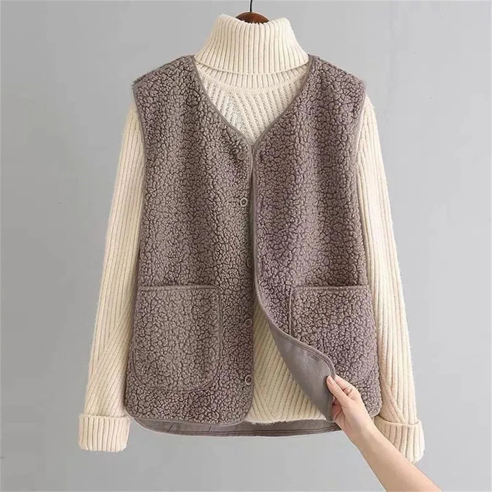 Norah ribgebreid mouwloos damesvest met knoopsluiting
