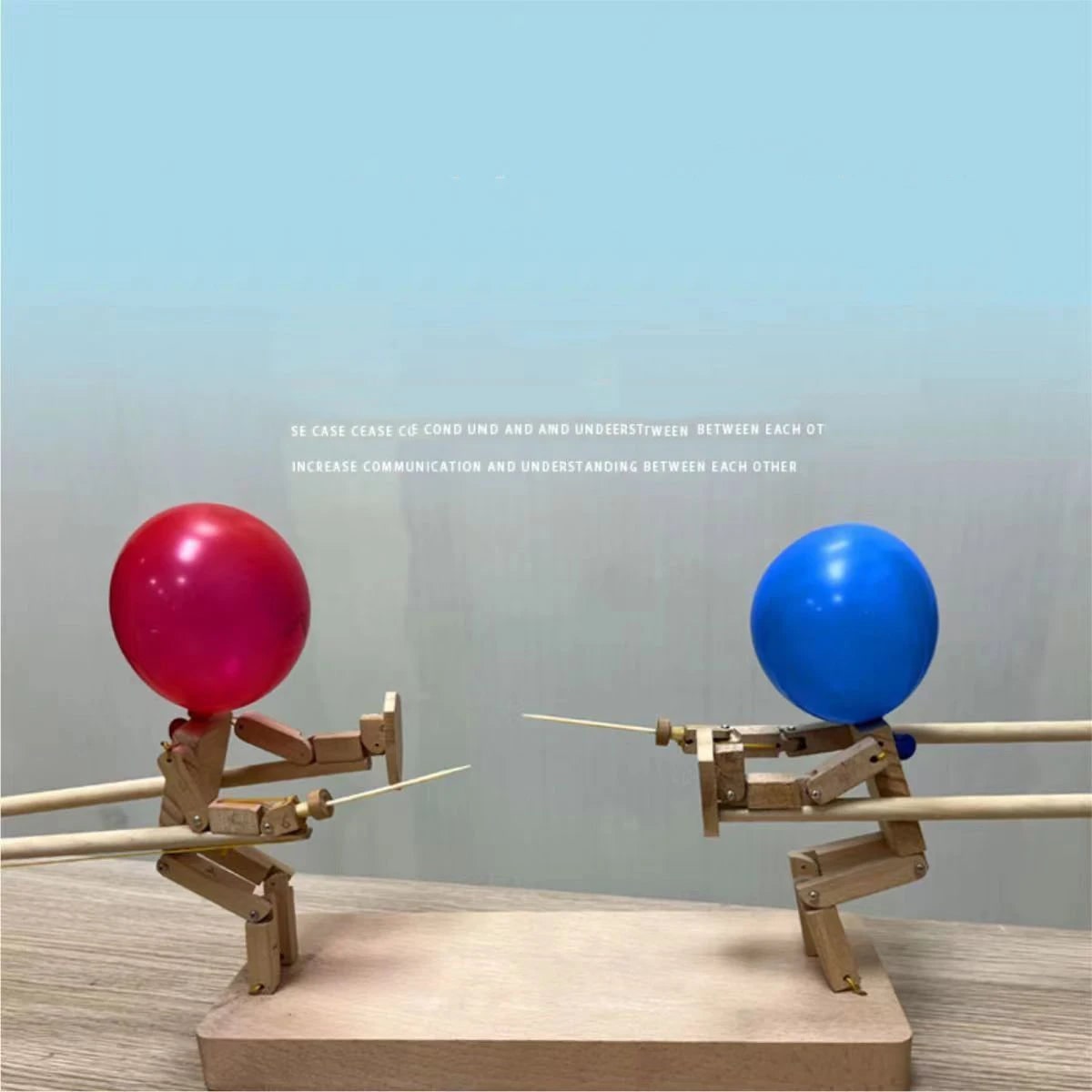 Partyspel ballonnenstrijd houten marionet schermhoofd