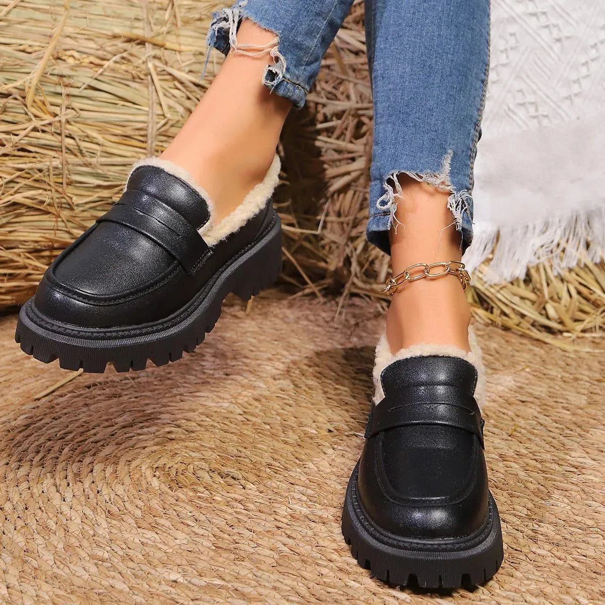 Paulien damesloafers met plateauzool en fleecevoering