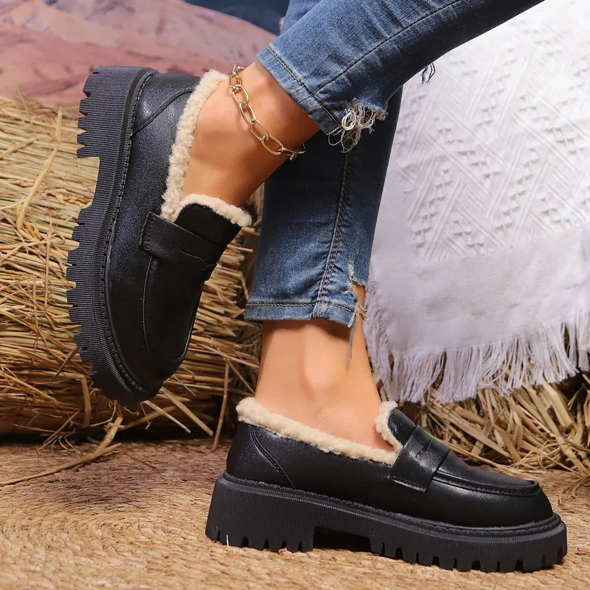 Paulien damesloafers met plateauzool en fleecevoering