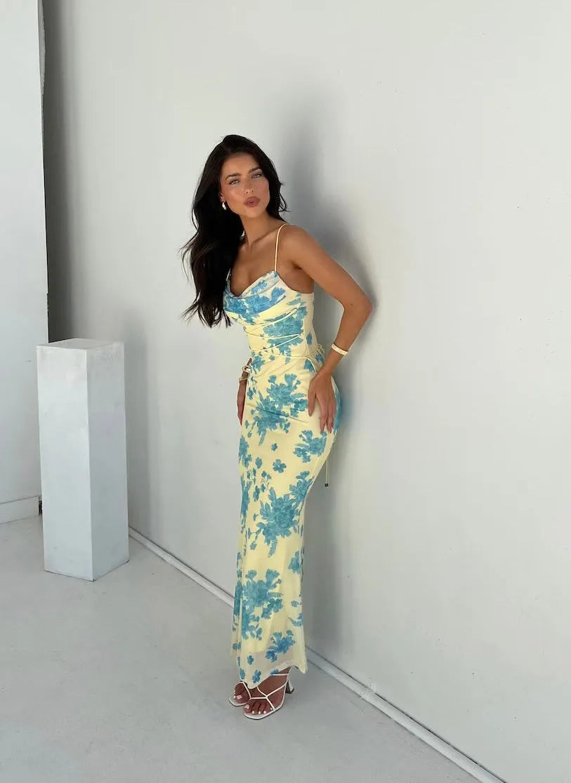 Pelagia maxijurk voor dames met bloemenprint en camisole-halslijn