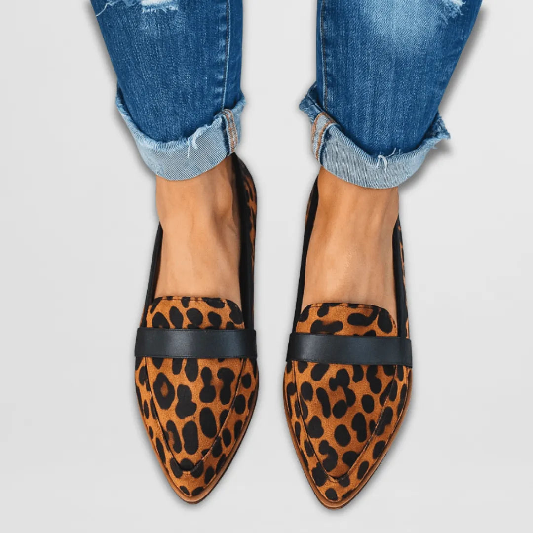 Rania suède loafers met spitse neus voor dames