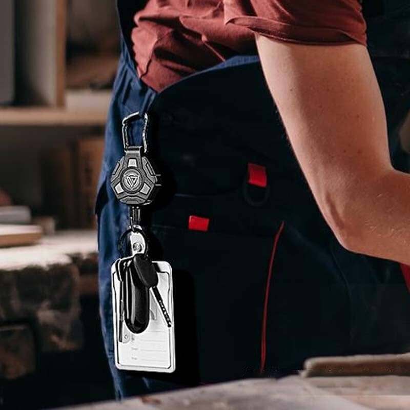 Intrekbare sleutelhanger met karabijnhaak en zware stalen draad, badgehouderring