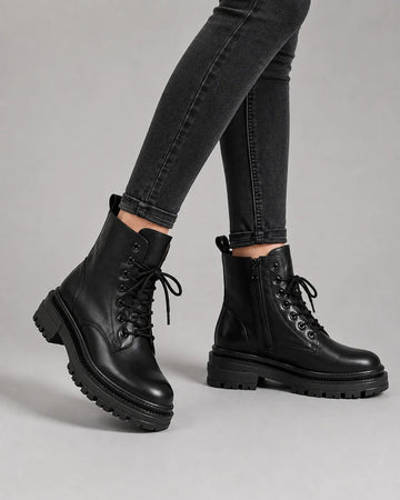 Roberta damessnowboots tot de enkel met vetersluiting
