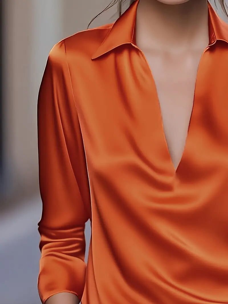 Satijnen blouse met v-hals voor dames