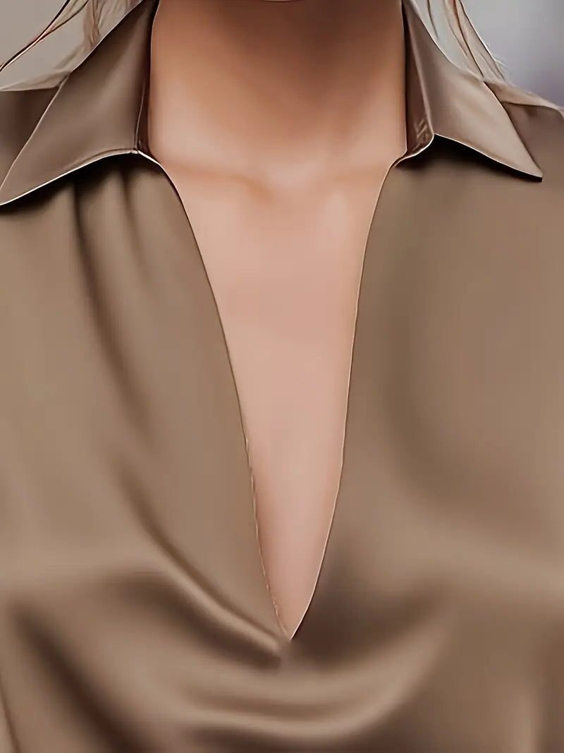 Satijnen blouse met v-hals voor dames