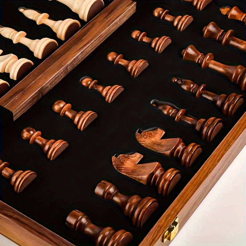 Inklapbaar houten schaakspel met schaakstukken