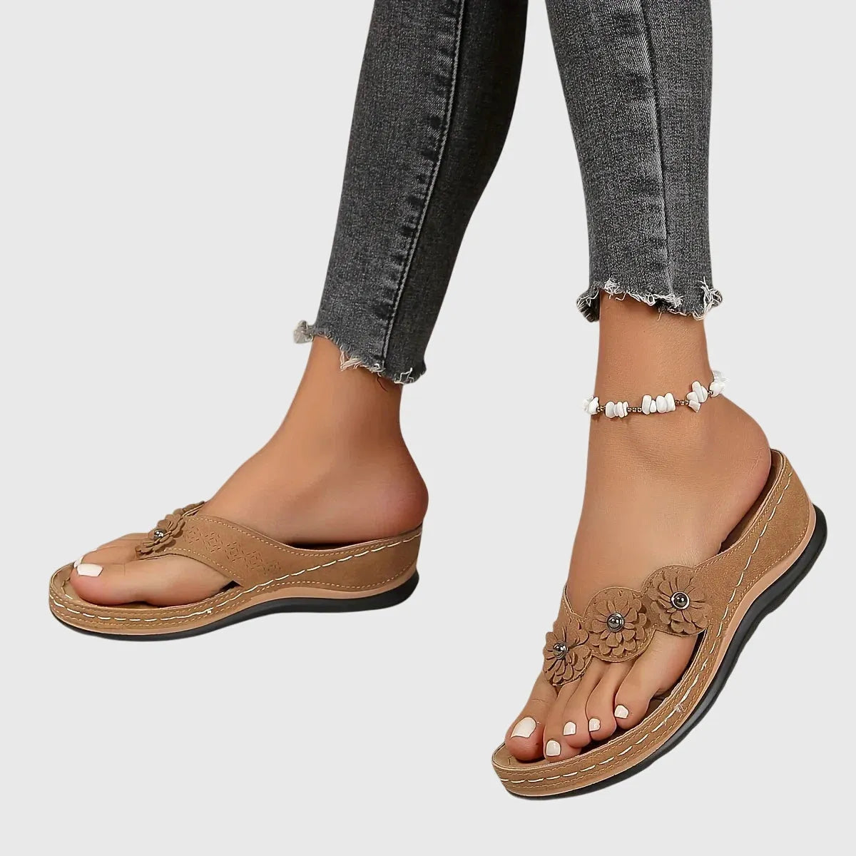 Silke teensandalen voor dames met bloemversiering