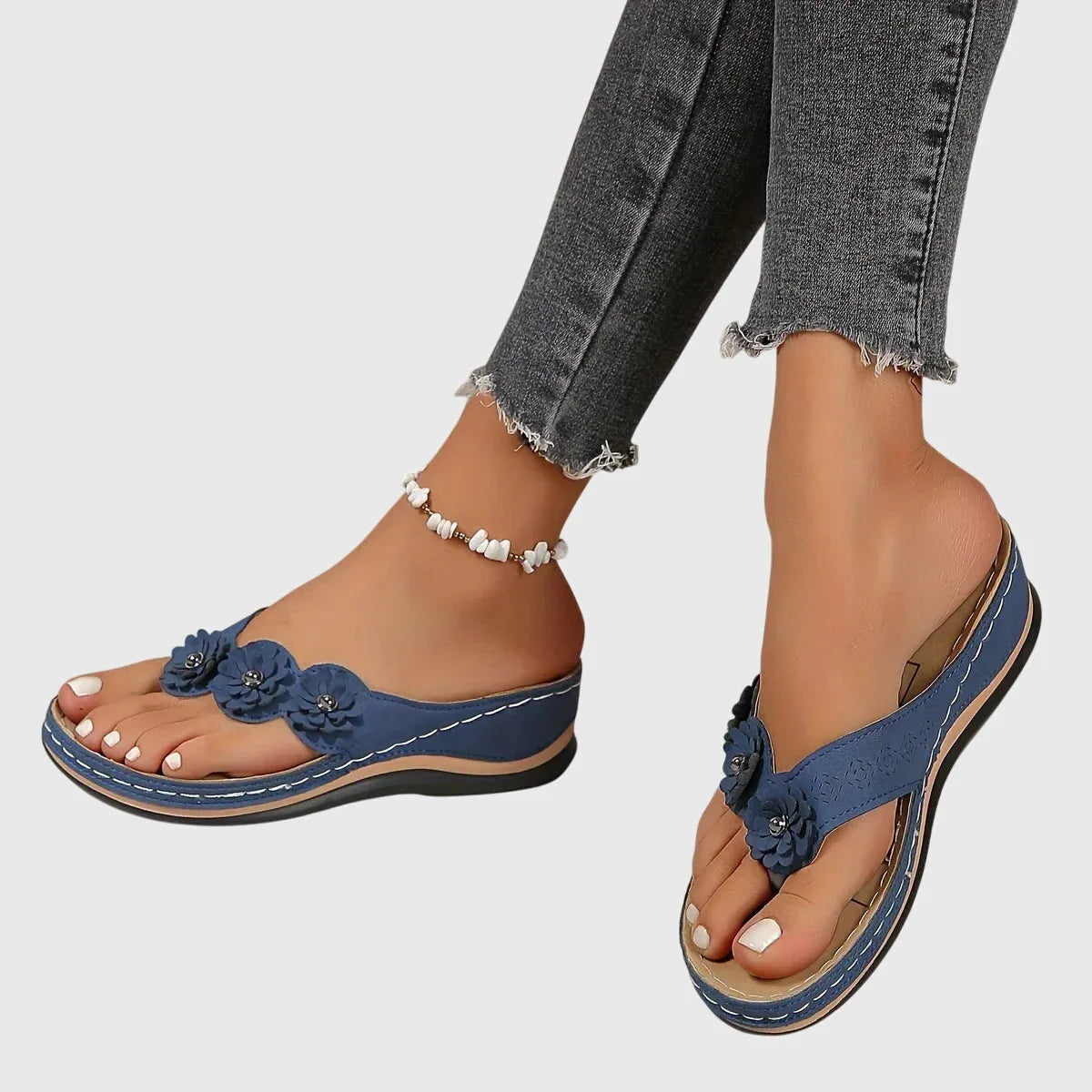 Silke teensandalen voor dames met bloemversiering