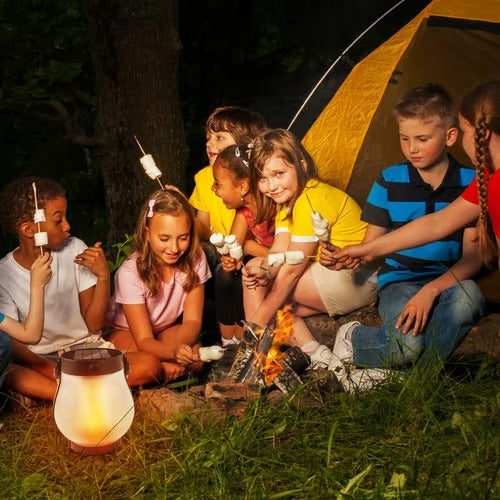 Zonnelantaarn met flikkerend vlameffect en touwhandvat voor tuinverlichting buiten