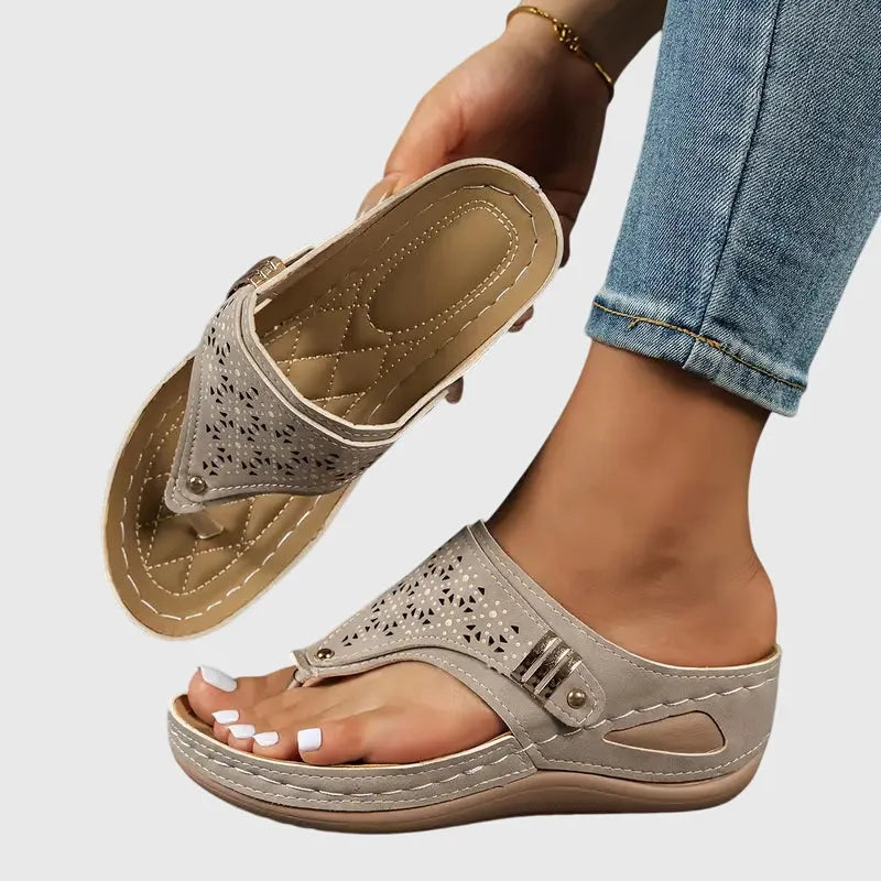 Wendeline damesplateausandalen met open neus