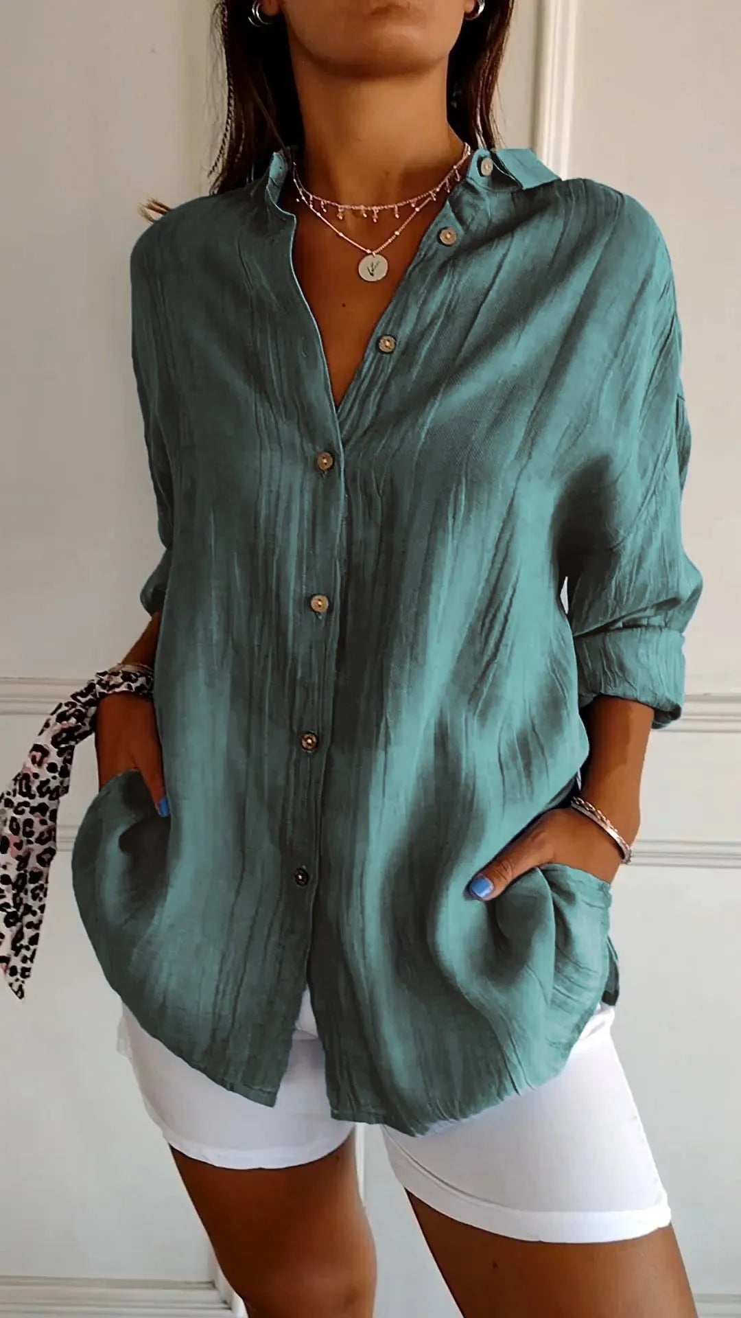 Oversized damesblouse met knoopsluiting