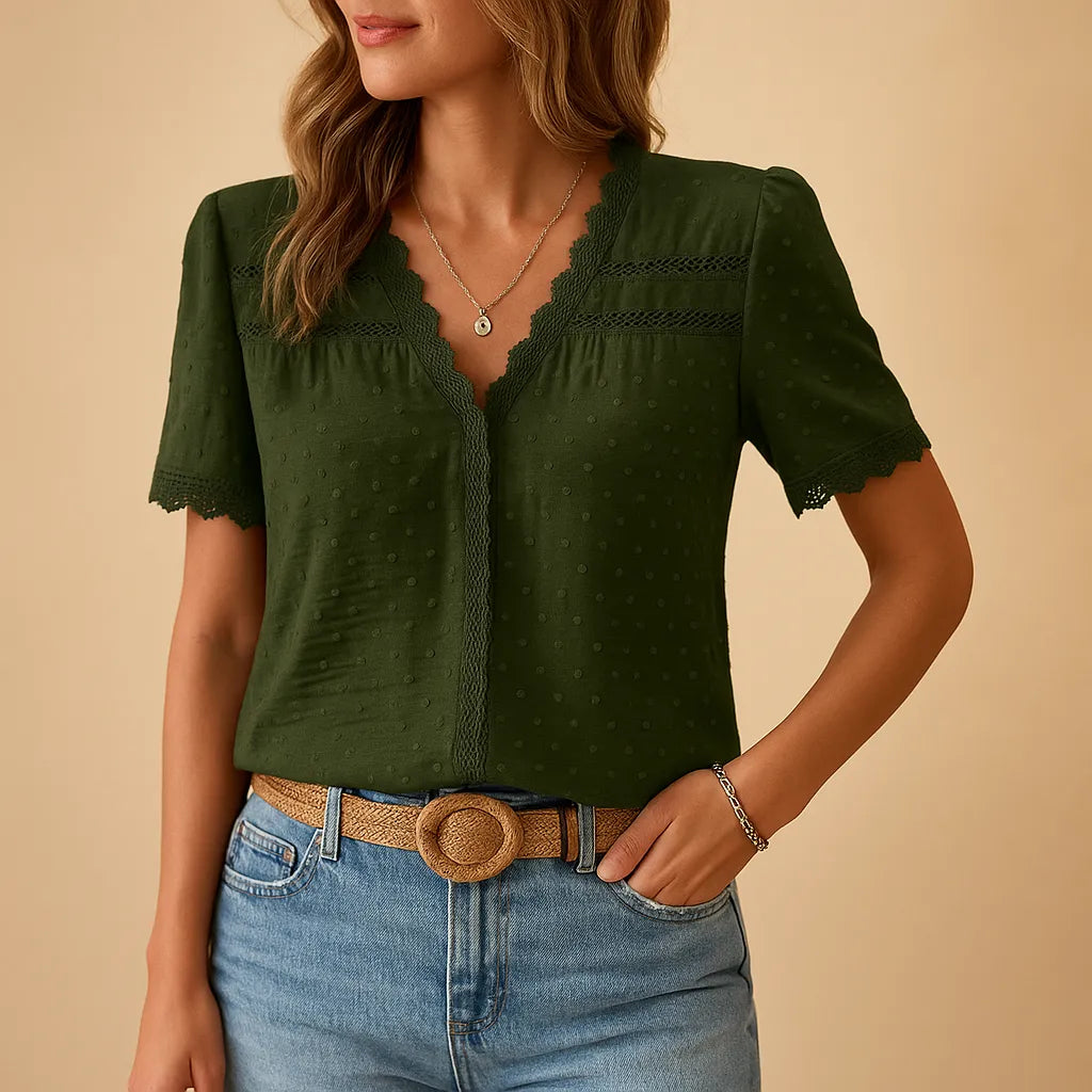 Zaida damesblouse met V-hals en kanten afwerking