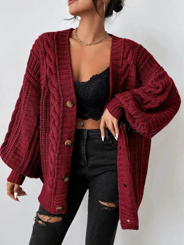 Zaina oversized kabelgebreid damesvest met knoopsluiting
