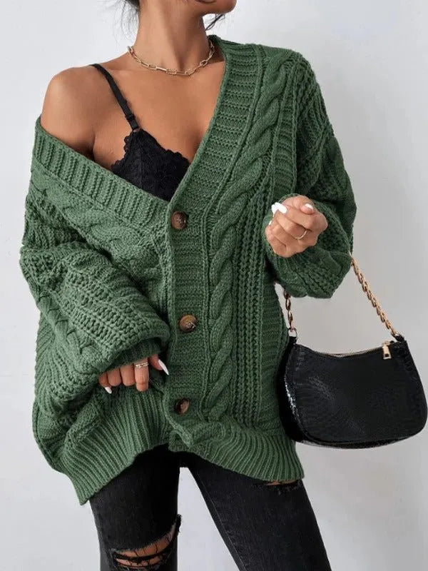 Zaina oversized kabelgebreid damesvest met knoopsluiting