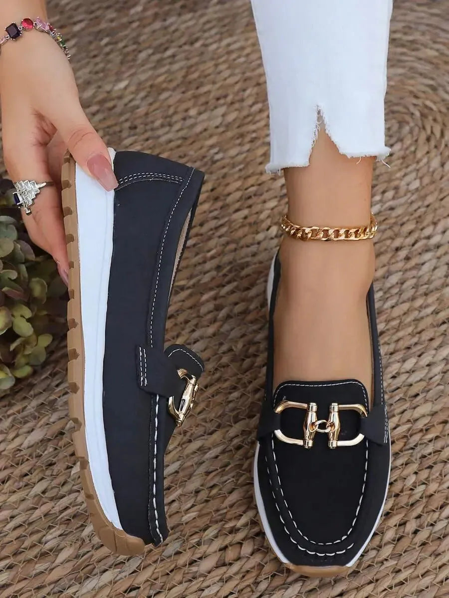 Zinnia stevige loafers voor dames met schakelketting