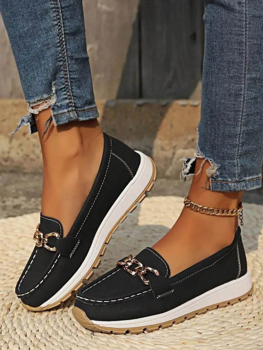Zinnia stevige loafers voor dames met schakelketting