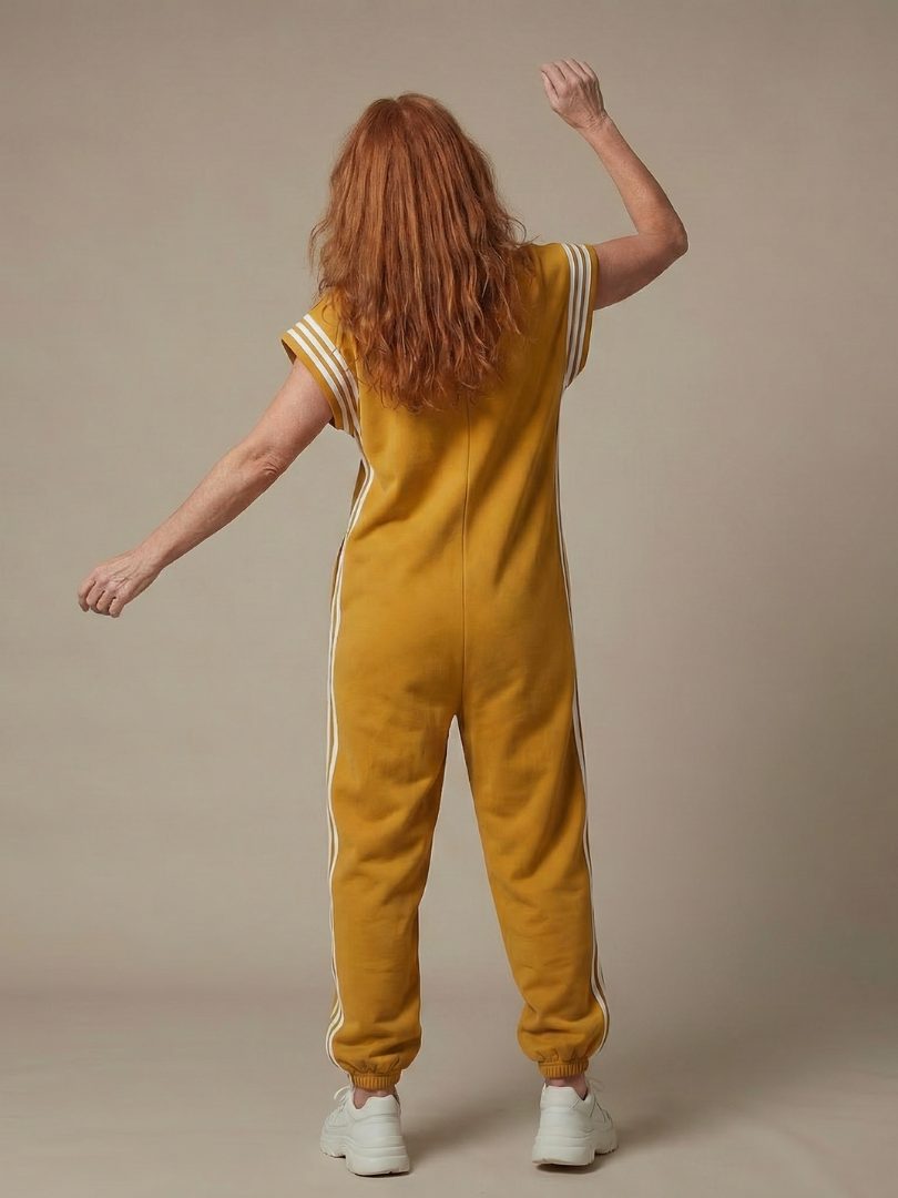 Jumpsuit met gestreepte panelen, rits voorop en korte mouwen voor dames